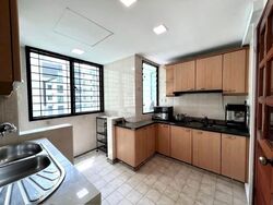 Simei Green Condominium (D18), Condominium #571398241